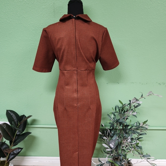 Fall into a wiggle dress - Picture 5 of 9